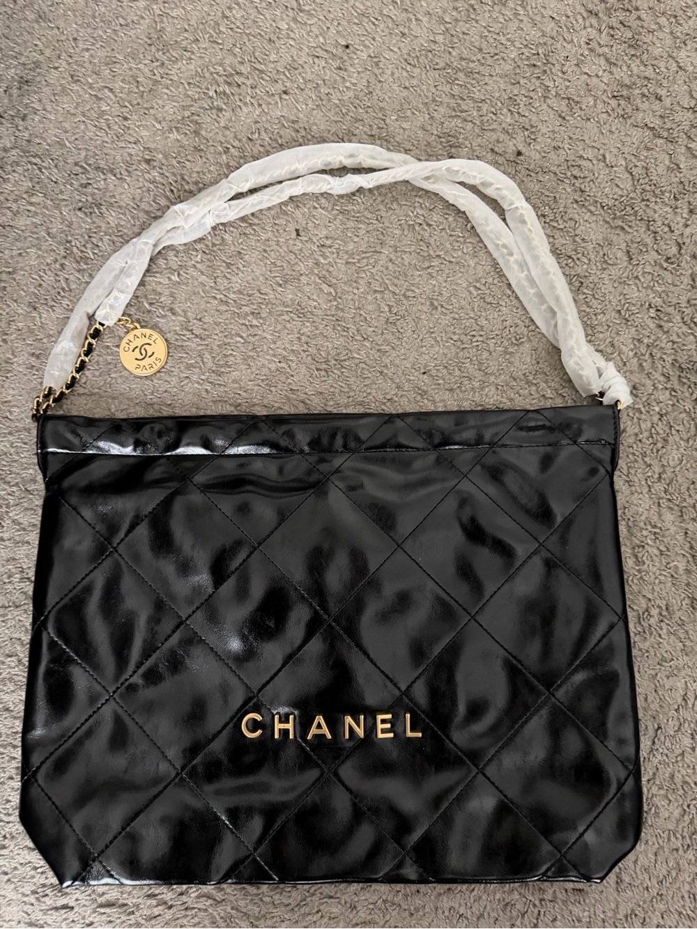 Black Quilted Shoulder Bag with Gold Hardware, WILL TAKE OFFERS❤️